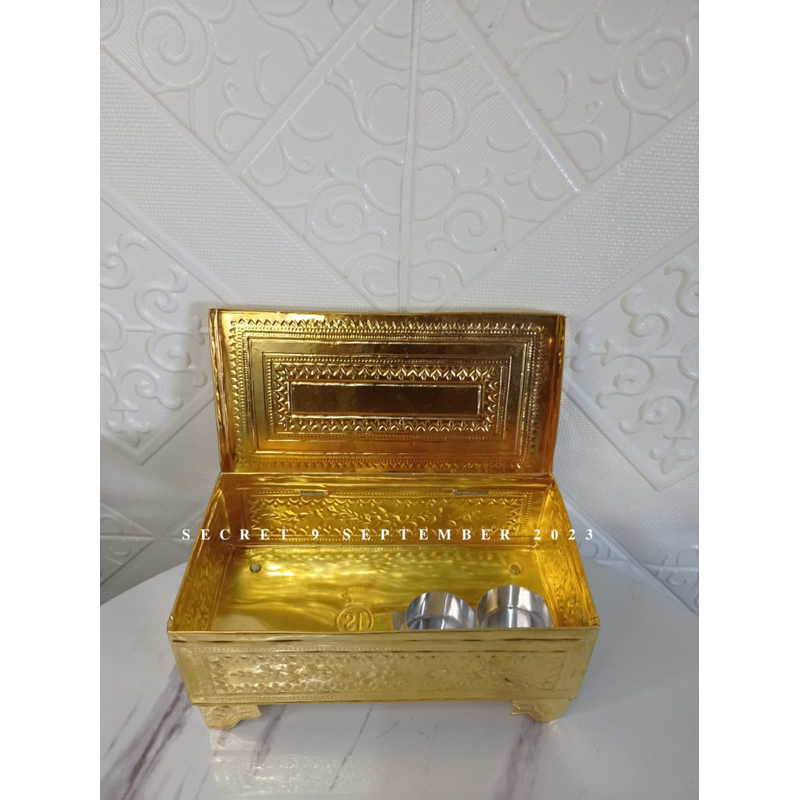 tepak sirih tempat sirih atribut adat lampung