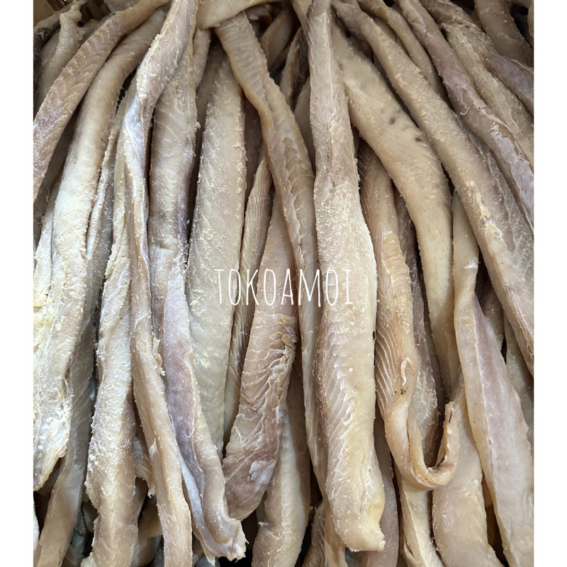 

Ikan Asin Hiu Berkualitas/ Sa Ng Phu / Sua He Pou Khas Kalimantan