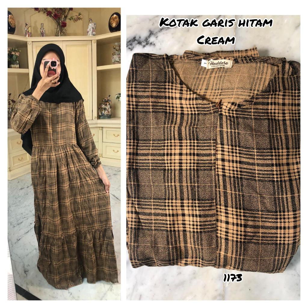 GAMIS RAYON MOTIF KOTAK GARIS HITAM (CREAM)