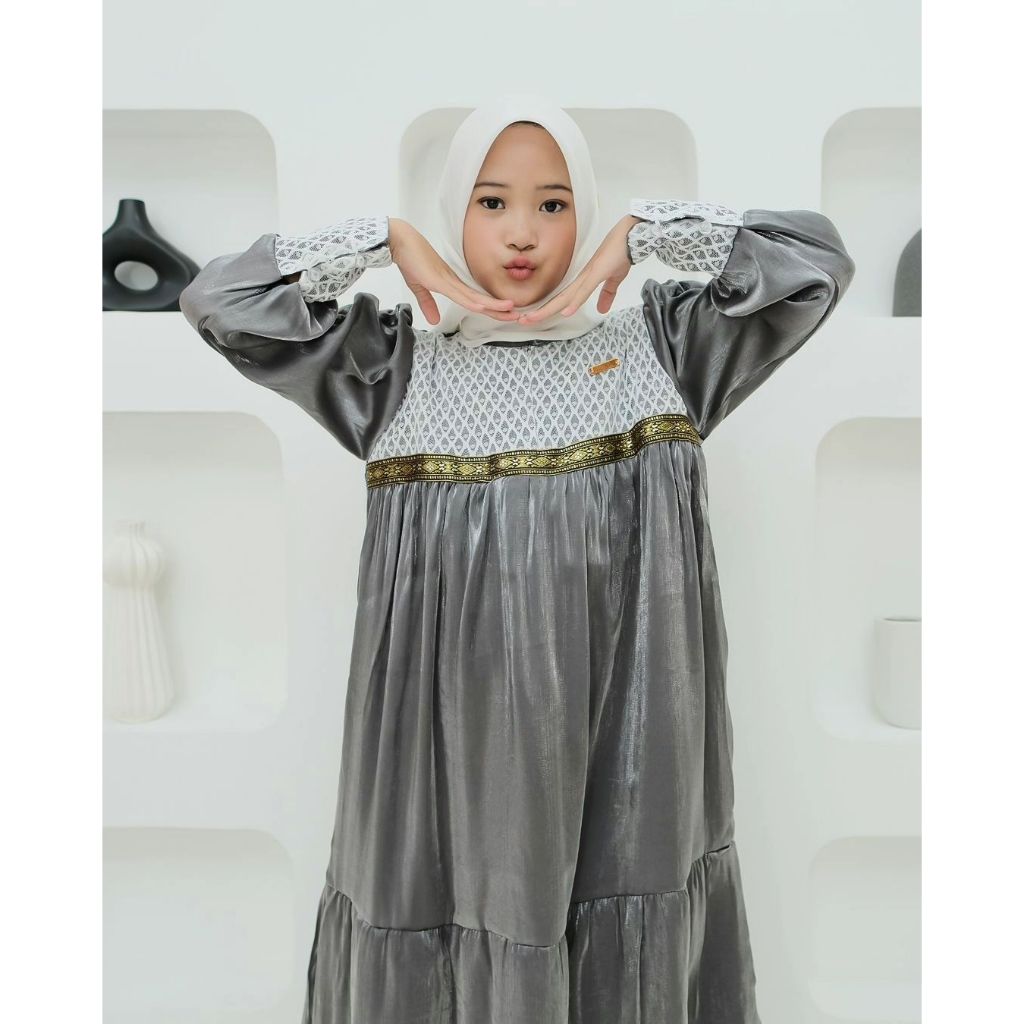Nanda Dress Kids / Bahan Shimmer Mix Brukat Aplikasi Renda Bordir / LD 95 cm PJ 110 cm ( Usia 10-14 