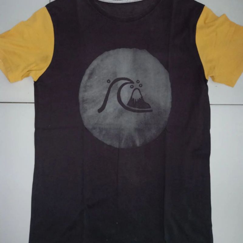 Kaos quiksilver original 100% pemakaian second