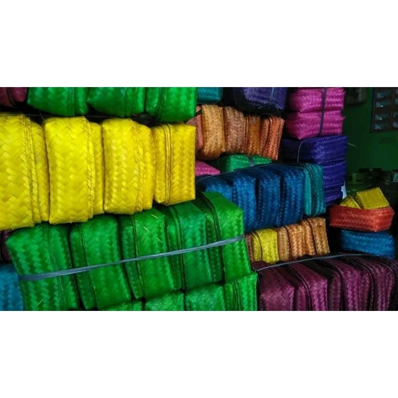 

[ Halodul ] Besek Bambu Warna 20x20 cm Murah Berkualitas - Biru