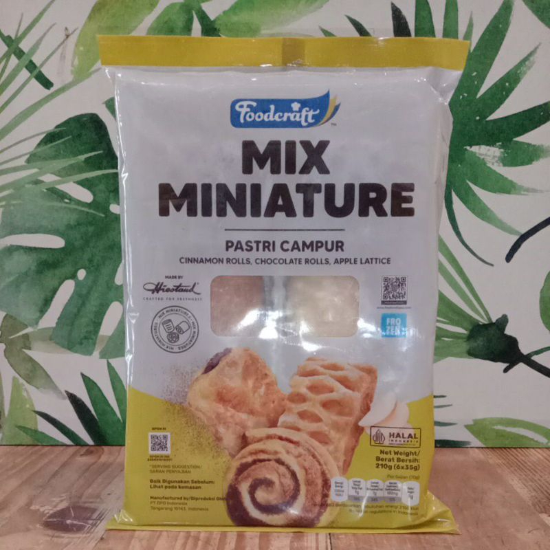 

FoodCraft Mix Miniature Pastri Campur 210gr ( 6x35g )