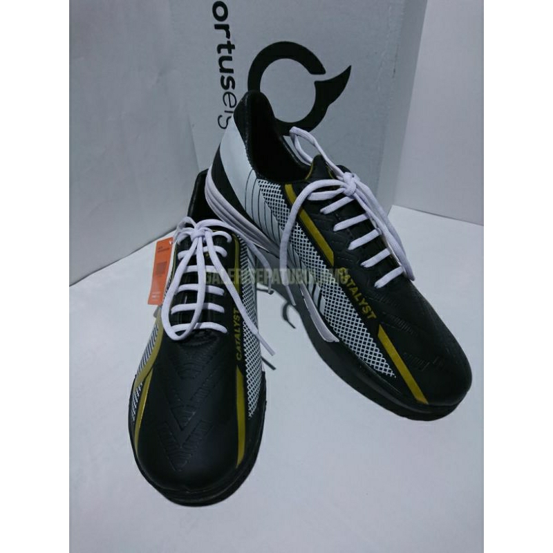 Sepatu Futsal Ortuseight catalyst