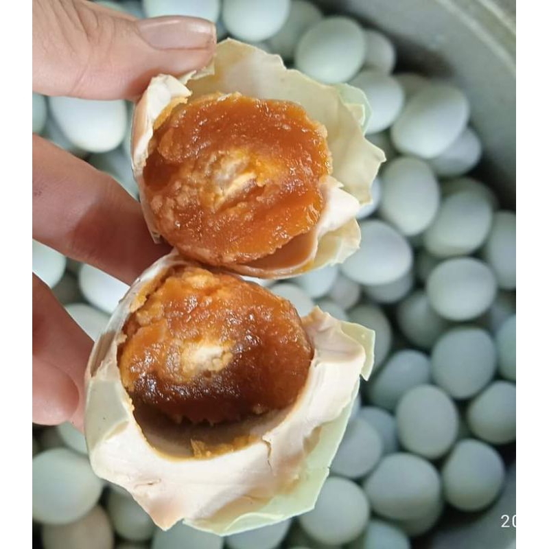 

TELUR ASIN BREBES Matang (Asin, Masir, dan Berminyak)