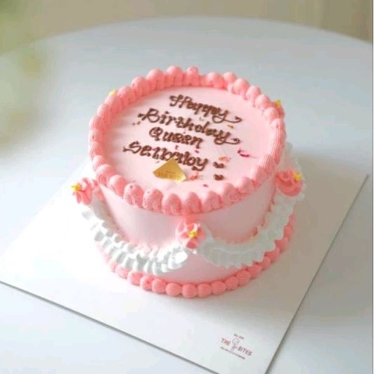 

Rosepink Medium Cake