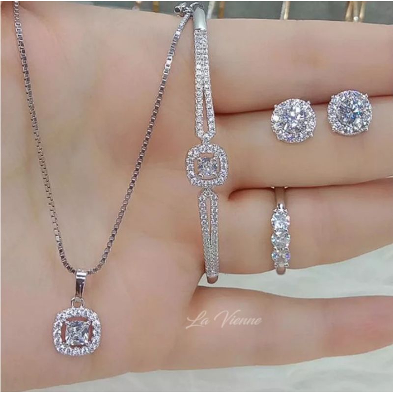 set perhiasan titanium replika emas putih