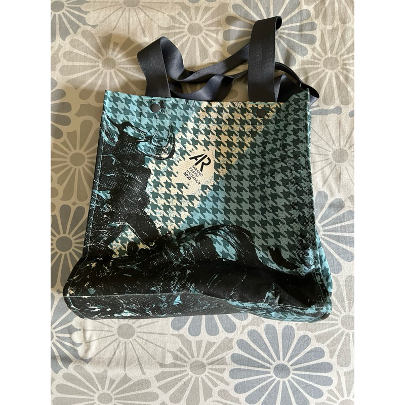 Modernist Tote AIR Mytulisan