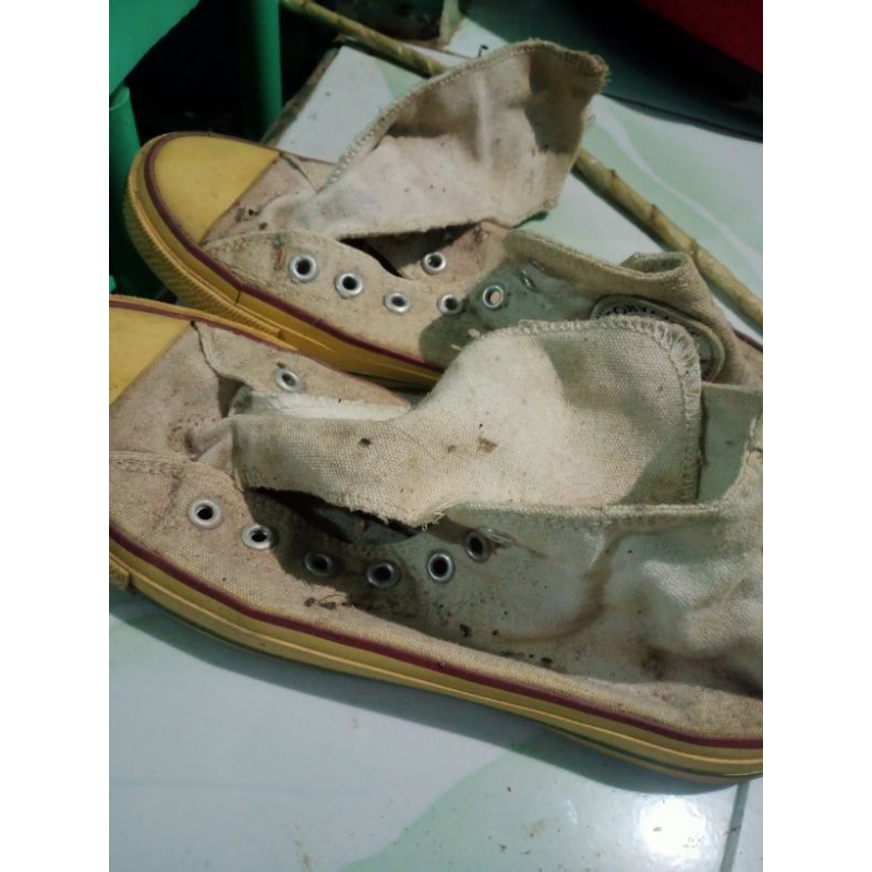 CONVERSE PUTIH ORIGINAL 100%