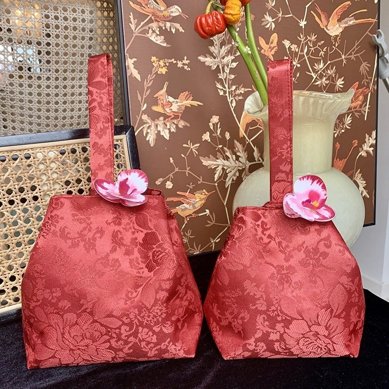 

NEW - Goodie bag tas hanjatan / tas pouch bag hampers natal / imlek / lebaran