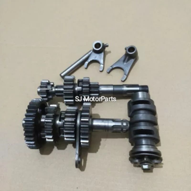 Gear Gigi Transmisi Gigi Rasio Suzuki Smash 110  Smash 110 New Original Lepasan Motor