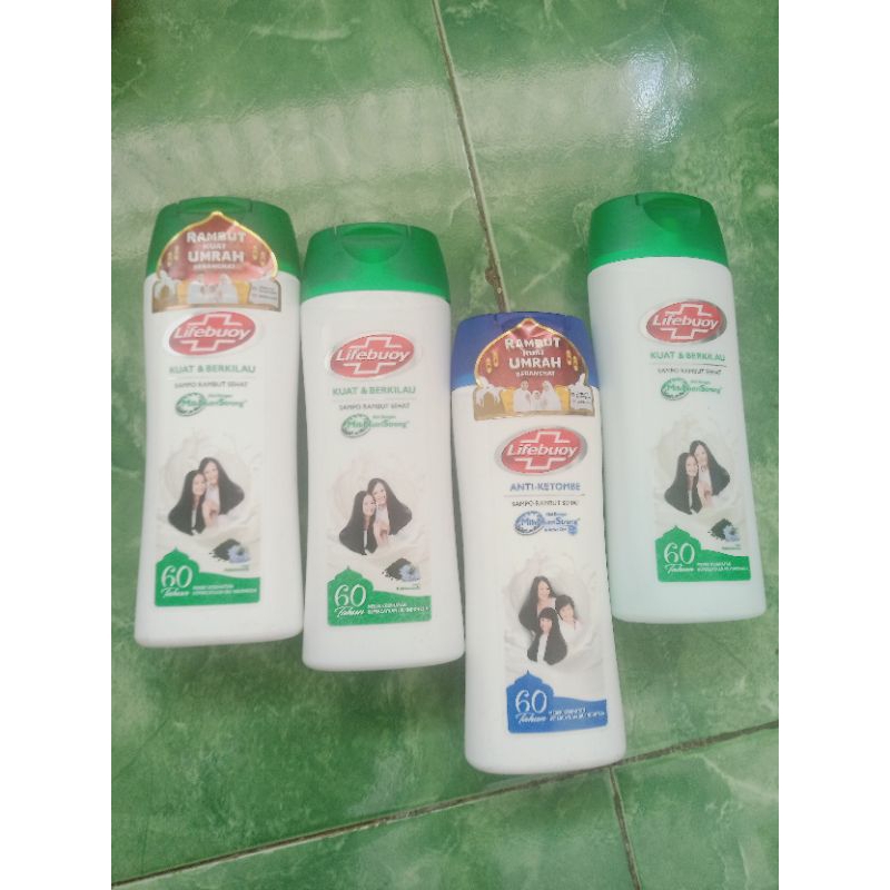 Shampoo lifebuoy random biru dan hijau