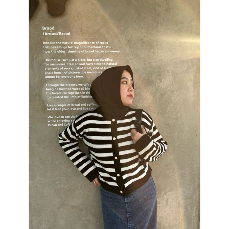 Yuki Stripe Knit Cardi | Cardigan Stripe Premium by ke.kini.an_