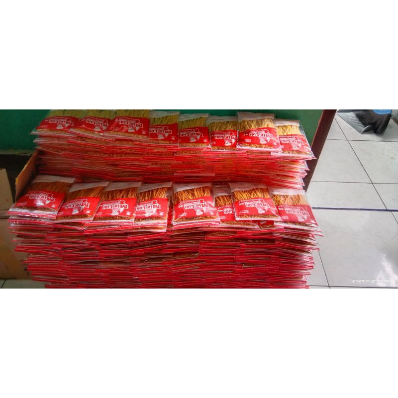 

MIE LIDI AYAM PUTIH PEDAS ORIGINAL PER BAL ISI 10 HARGA JUAL 5000 ENAK MAKNYOSS