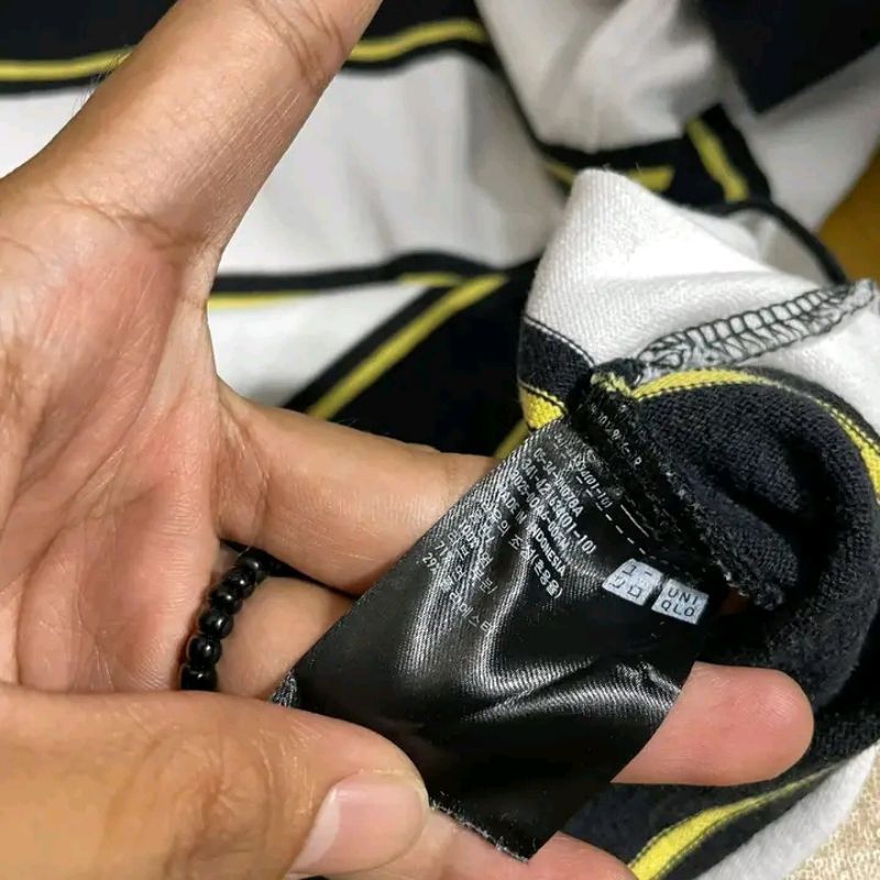 Longsleeve Uniqlo Iqbal