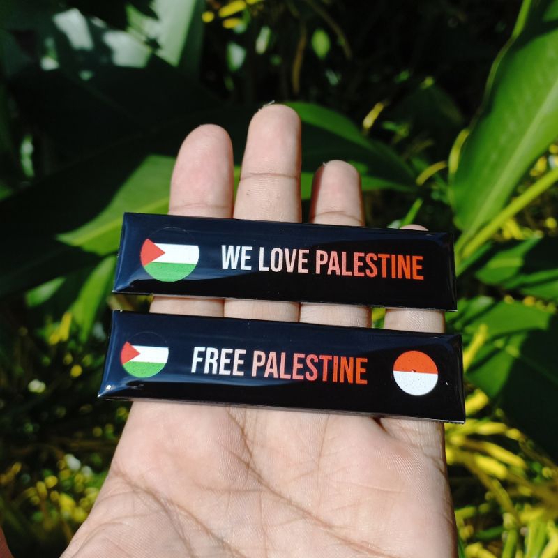 

Papan Nama (Name Tag) Palestina