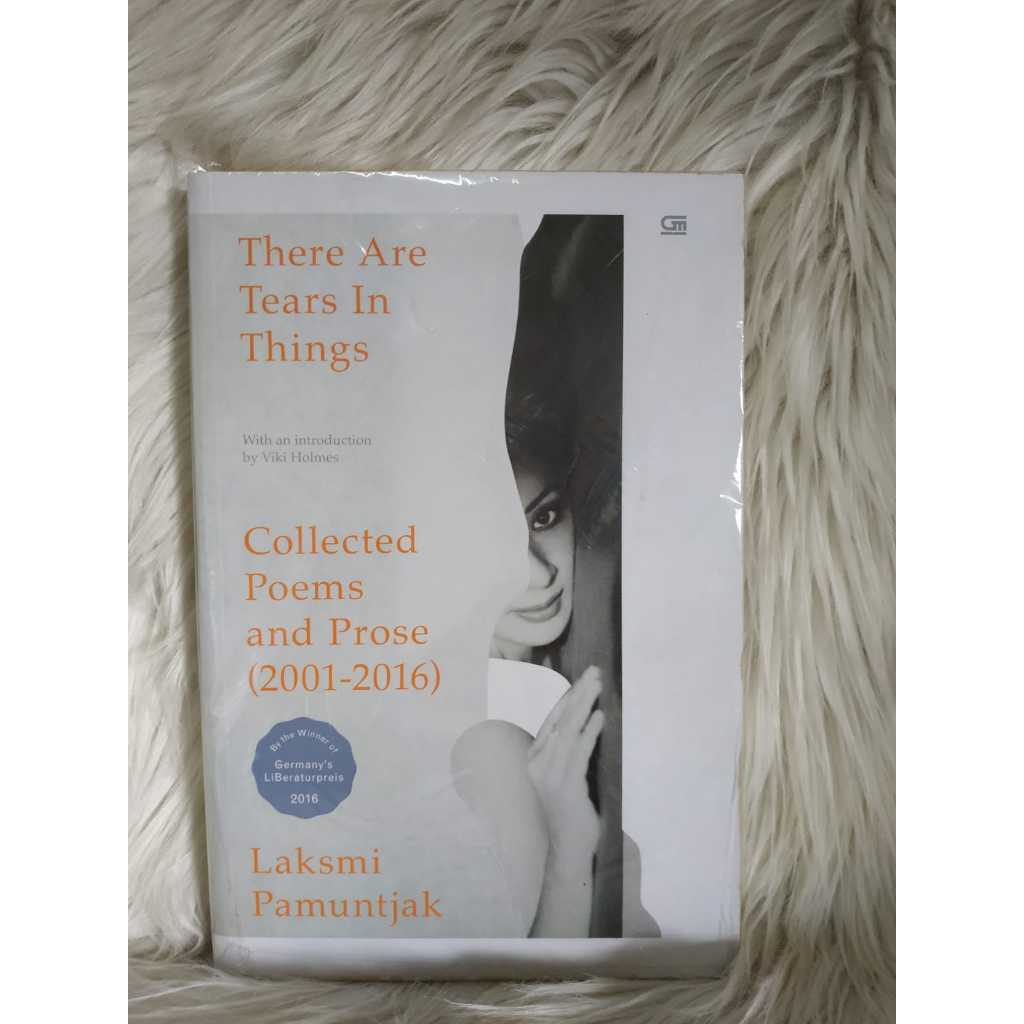 BEST SELLER ORIGINAL THERE ARE TEARS IN THINGS - LAKSMI GRAMEDIA