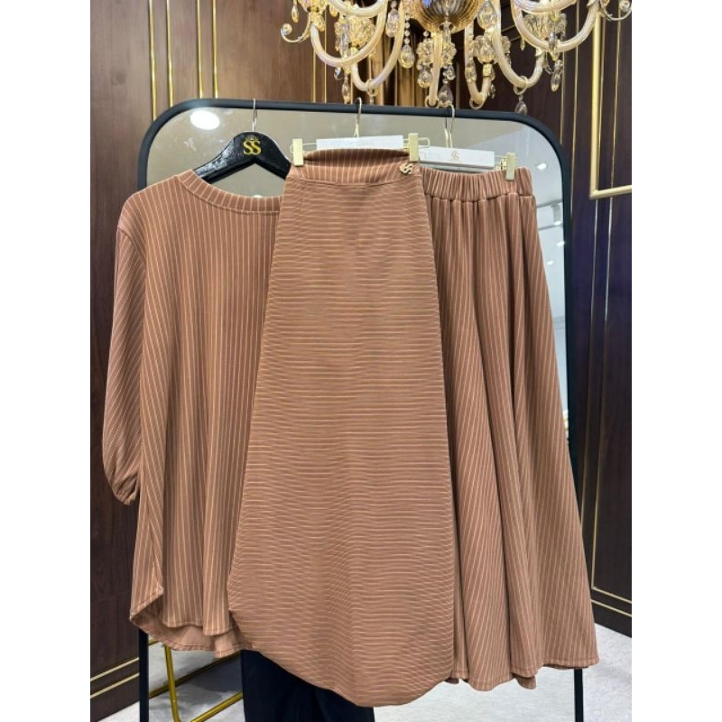 Setelan Celana Salur Set Hijab Bergo Brand Original Shella Saukia