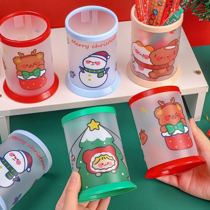 

TEMPAT PENSIL NATAL CHRISTMAS TABUNG / PEN HOLDER KARTUN CHRITSMAS BULAT HN-44