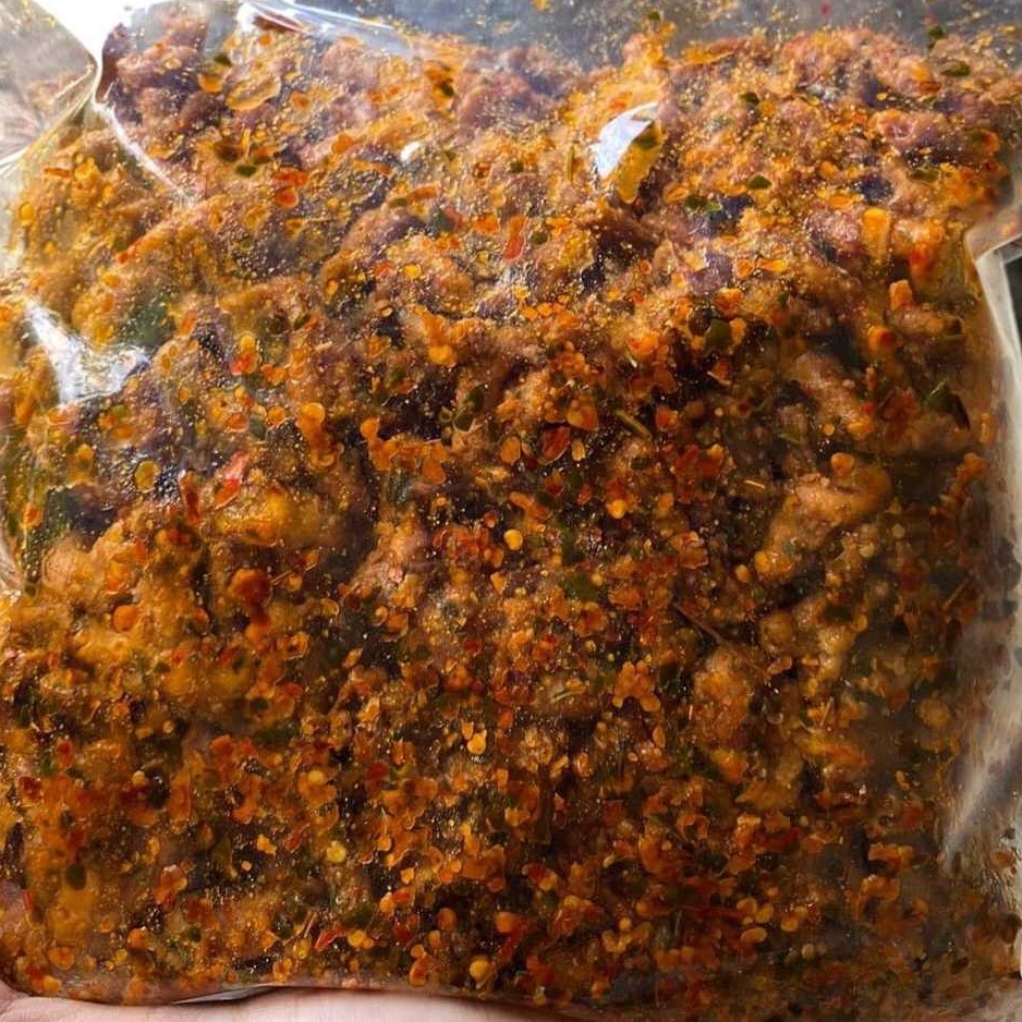 

Terlaku. Keripik Usus Crispy Pedas Daun Jeruk 130gr Stock Banyak