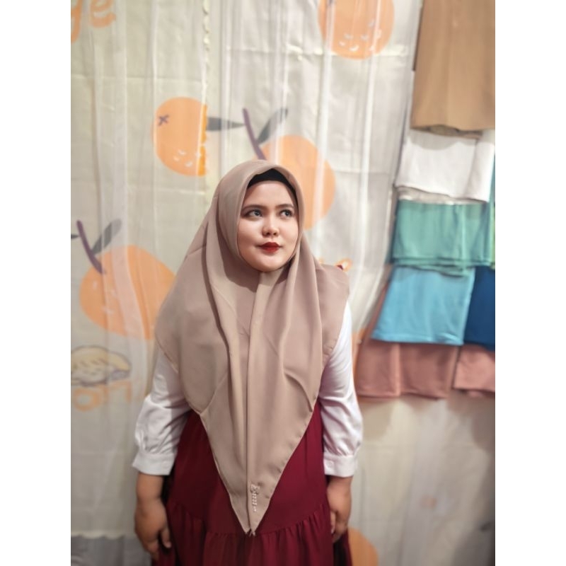 hijab segi empat paris premium / paris premium / segi empat paris
