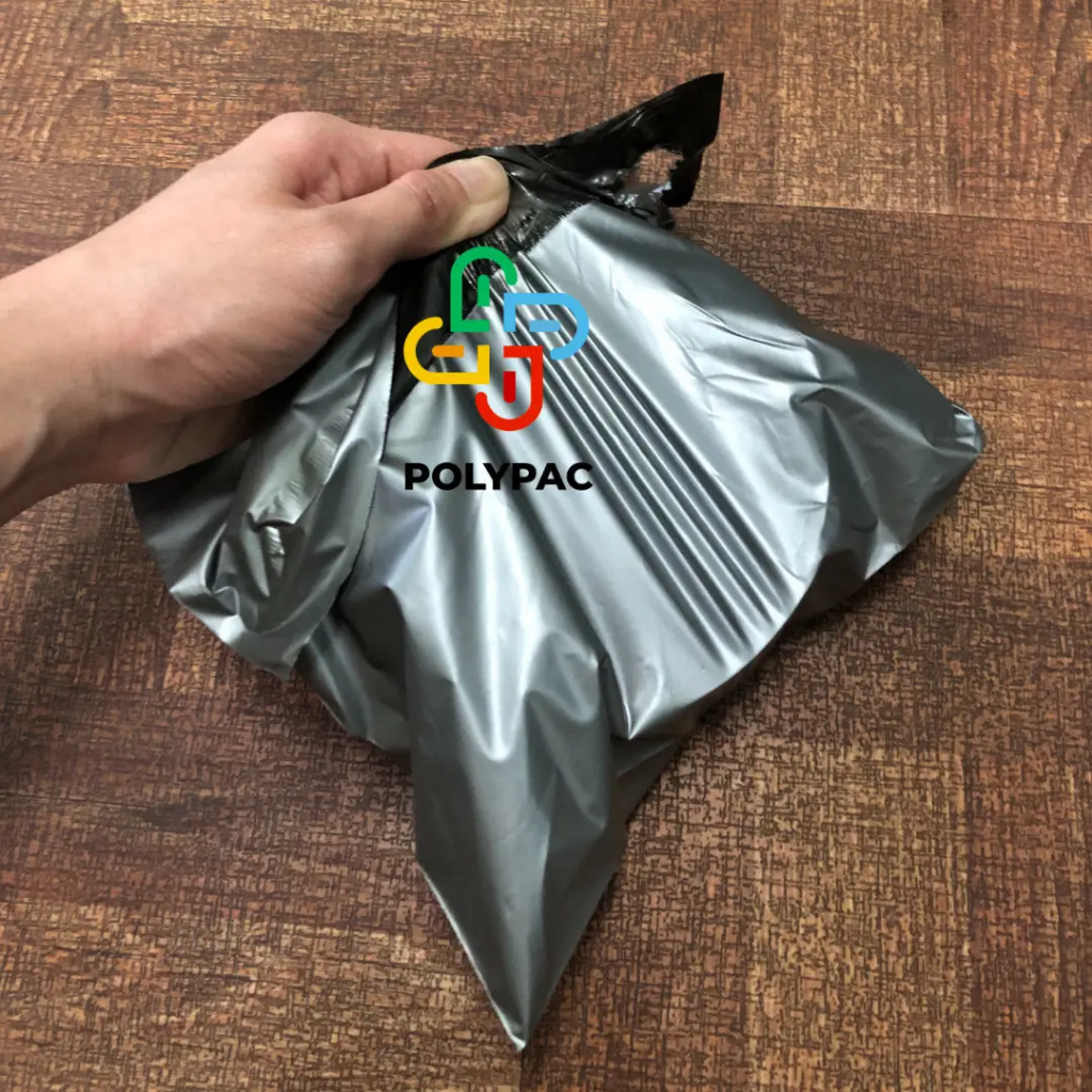 

HJK Plastik Polymailer SILVER [40x50] isi 50 pcs - Plastik Packing Lem