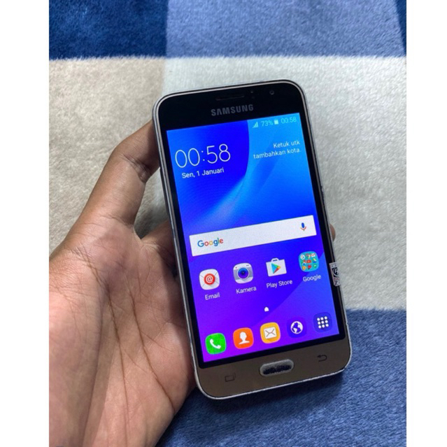 SAMSUNG GALAXY J1 2016 SUPER AMOLED 4G LTE HANDPHONE ANDROID SECOND MURAH