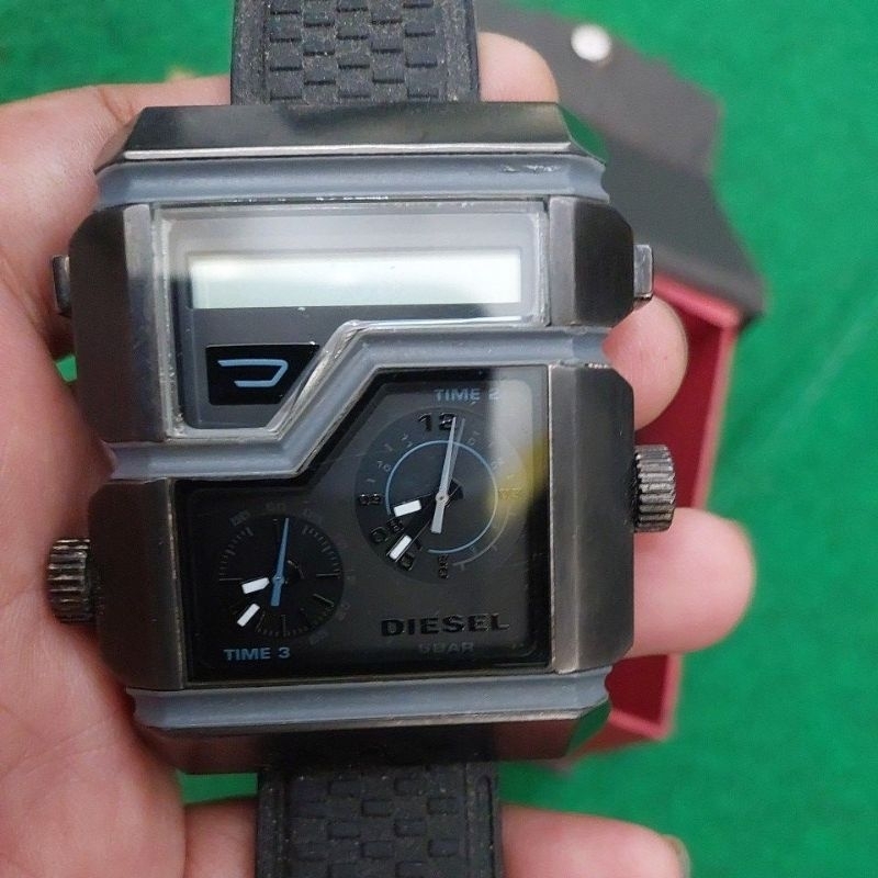 Jam tangan Original Dual time DIESEL preloved second bekas