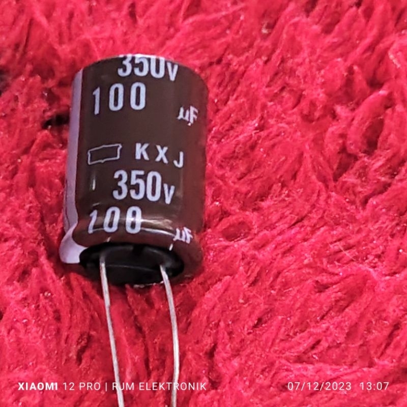 elco 100uf 350v