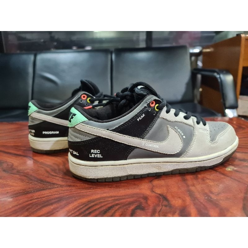 Sepatu Nike Sb dunk Low Camcorder Vx 1000 Size 40