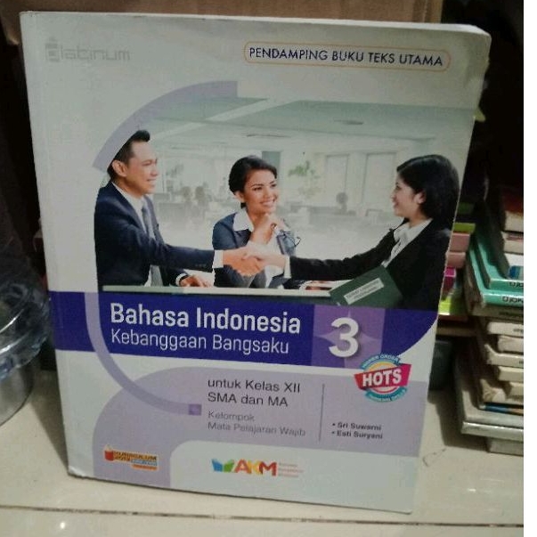 Bahasa Indonesia kebanggaan Bangsaku SMA kelas 3 HOST
