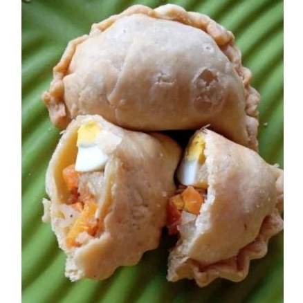 

HOME MADE PASTEL BESAR 730 GRAM ISI 10 PCS/PACK