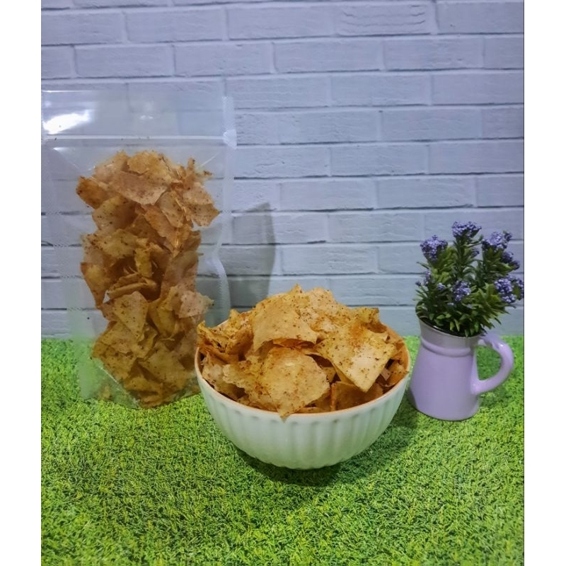 

Keripik Lumpia (Lumring) Pedas-Asin 50gram