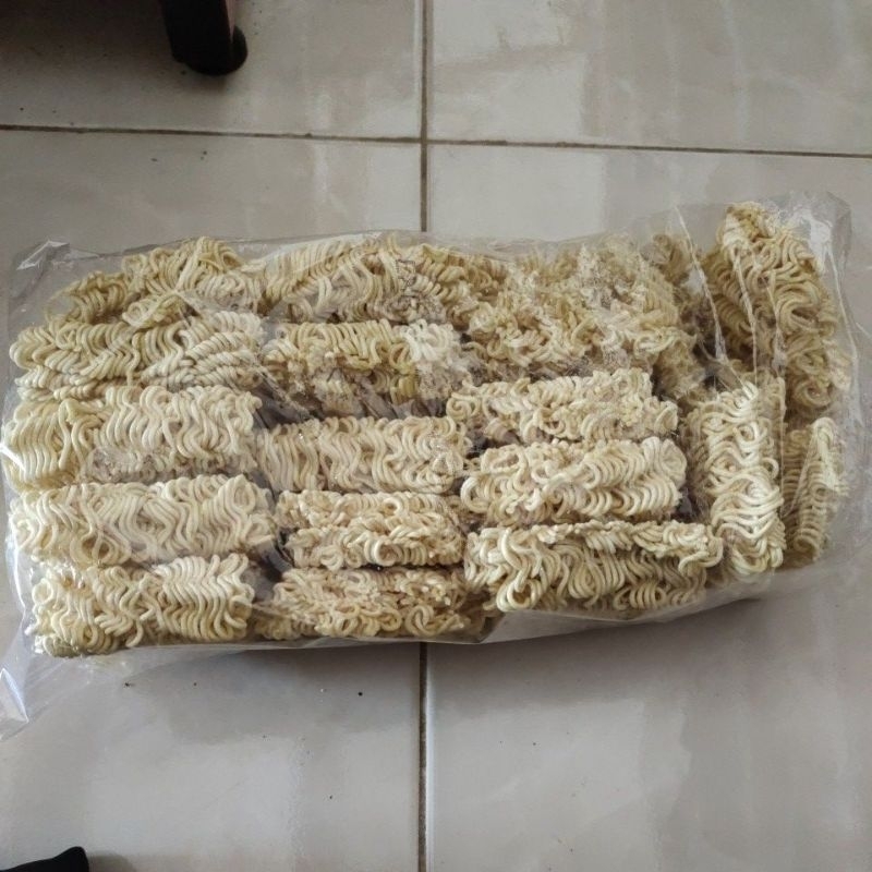 

mie kering ekomie kiloan