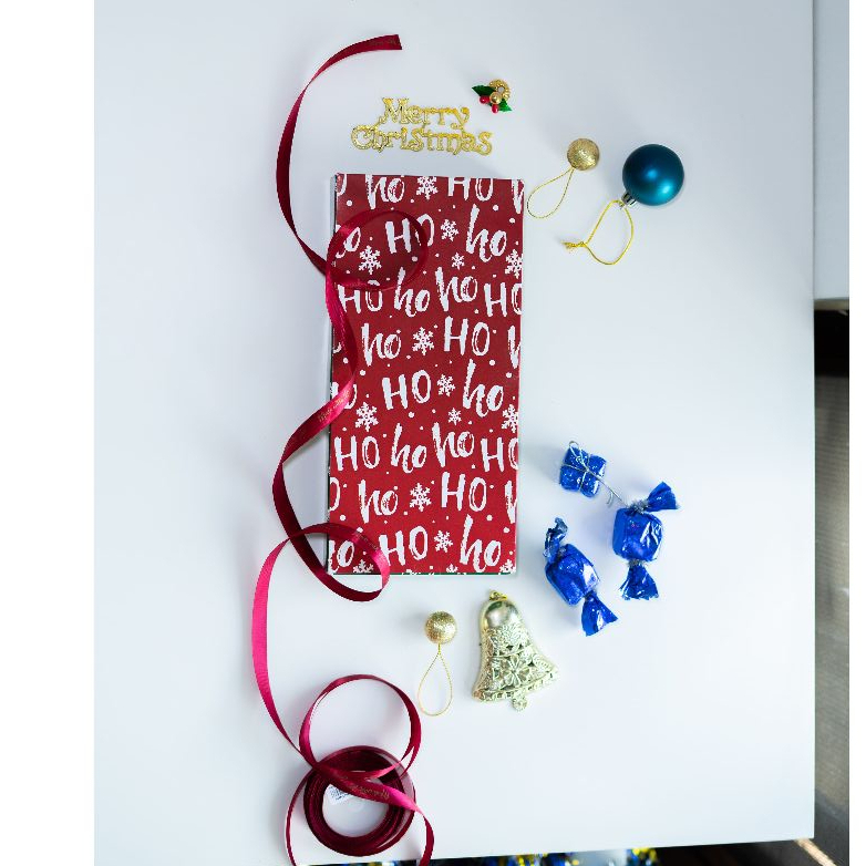 

TOKO ANQA-Kotak Kado Gift Box tema Natal 29 x 14 x 4cm GB77307