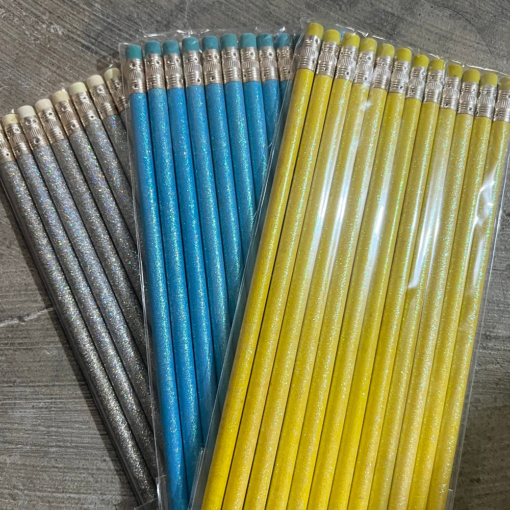 

pensil glitter warna silver gold blue ecer per 1 pcs satuan gliter kerlap kerlip pencil pinsil atk alat tulis sekolah menulis tulisan perlengkapan tugas kayu setip eraser emas perak biru kantor sekolah gojek surga motor malang