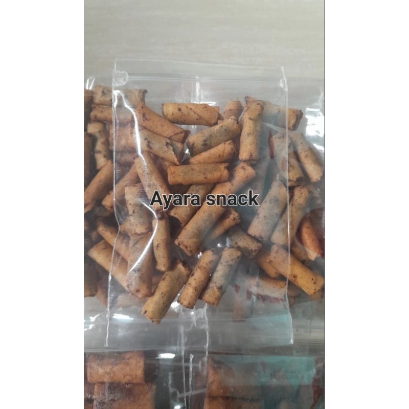 

Snack Sumpia coklat, keju, keju coklat, & balado