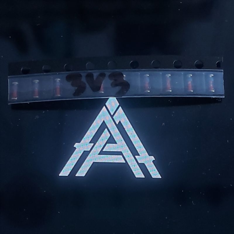 dioda zener smd 3.3 v