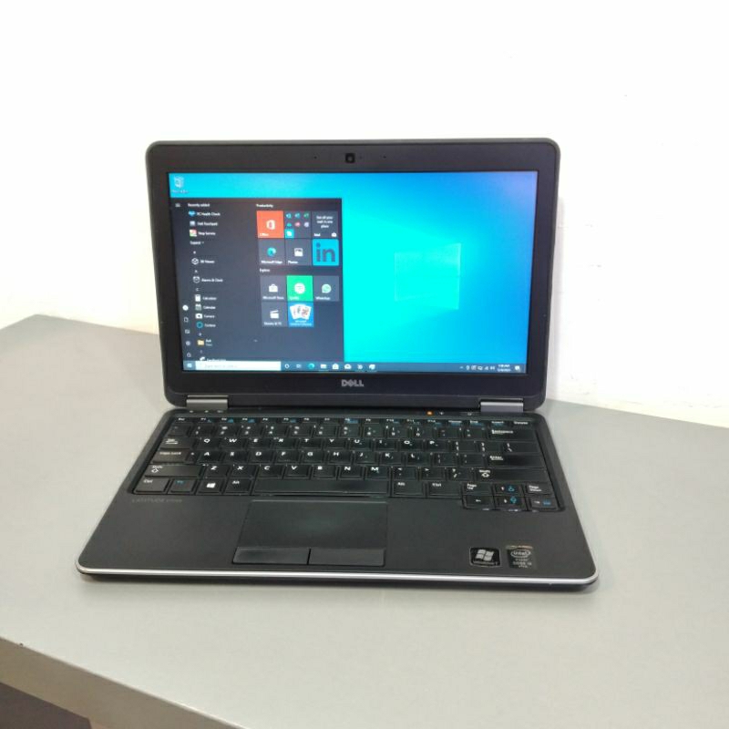 Dell Latitude E7240 i5 Gen 4. RAM 8gb SSD 256gb