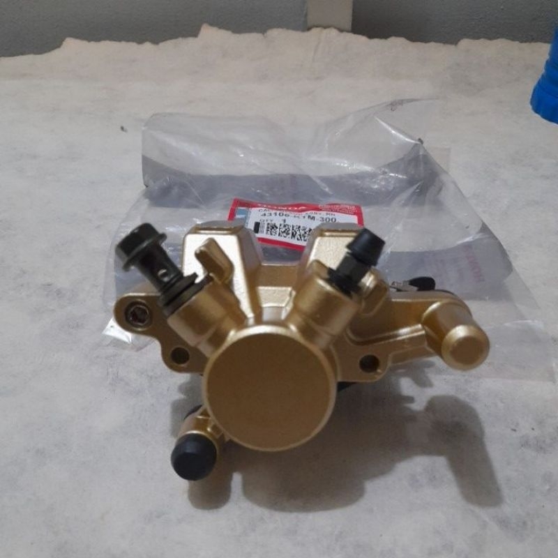 Kaliper Assy Kepala Babi Blk Spr X 125 , Tiger, SatriabFu, Sho 125(43100-KTM-300)