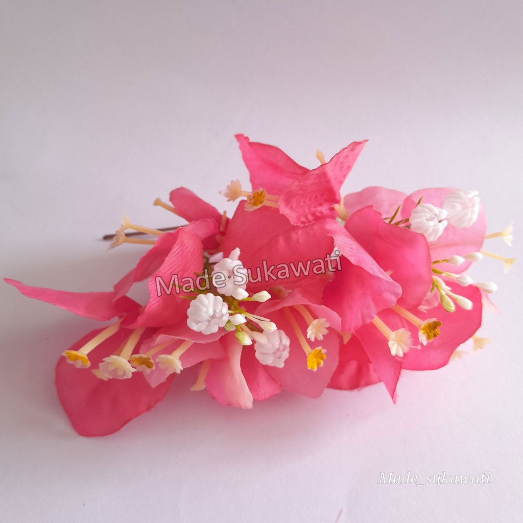 Bunga Semanggi Kembang Kertas Hiasan Rambut Kain Plastik