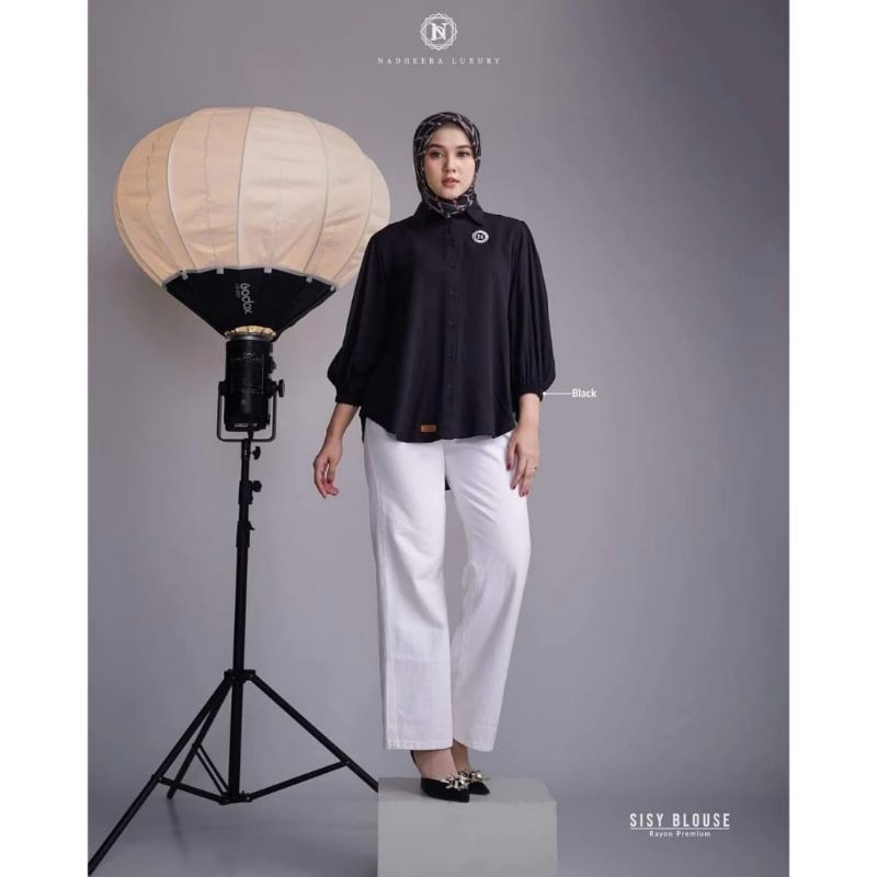 Sisy blouse by nadhera