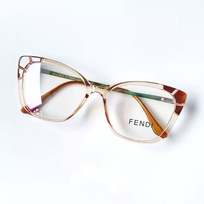 KACAMATA MINUS CAT EYE  KACAMATA PHOTOCROMIC KACAMATA ANTI RADIASI MAKSIMAL -6.00 cyl -2.00