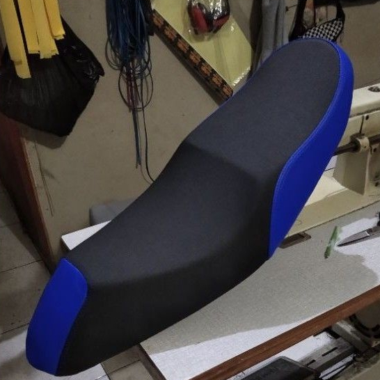 JOK SATRIA FU KARBU ROAD RACE MODEL DOUBLE SEAT VARIASI LIS WARNA