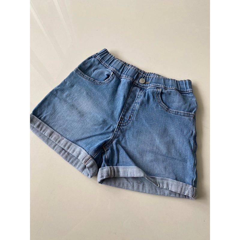 celana pendek uniqlo anak perempuan (preloved)