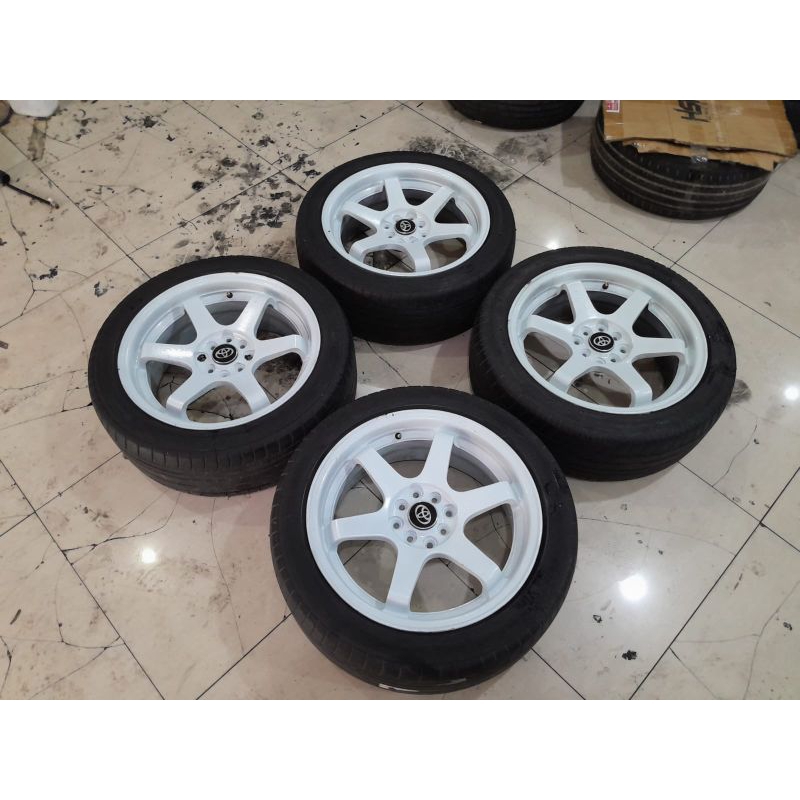 Velg Mobil Bekas TE37 Ring 17 Lubang 4 + Ban 205 50 17 + Baut Baru