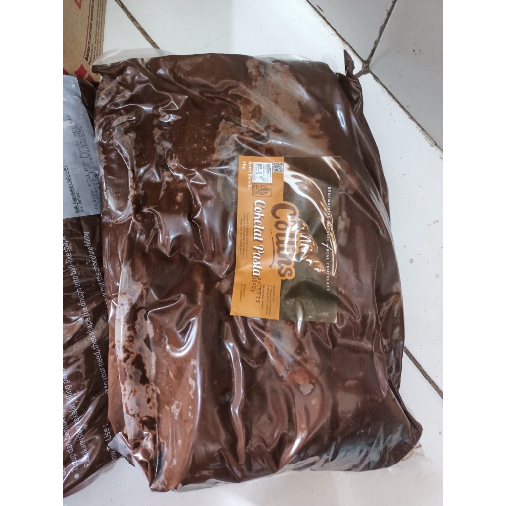 

Isian Coklat COLLINS 1bag (5kg) / Choco Filling