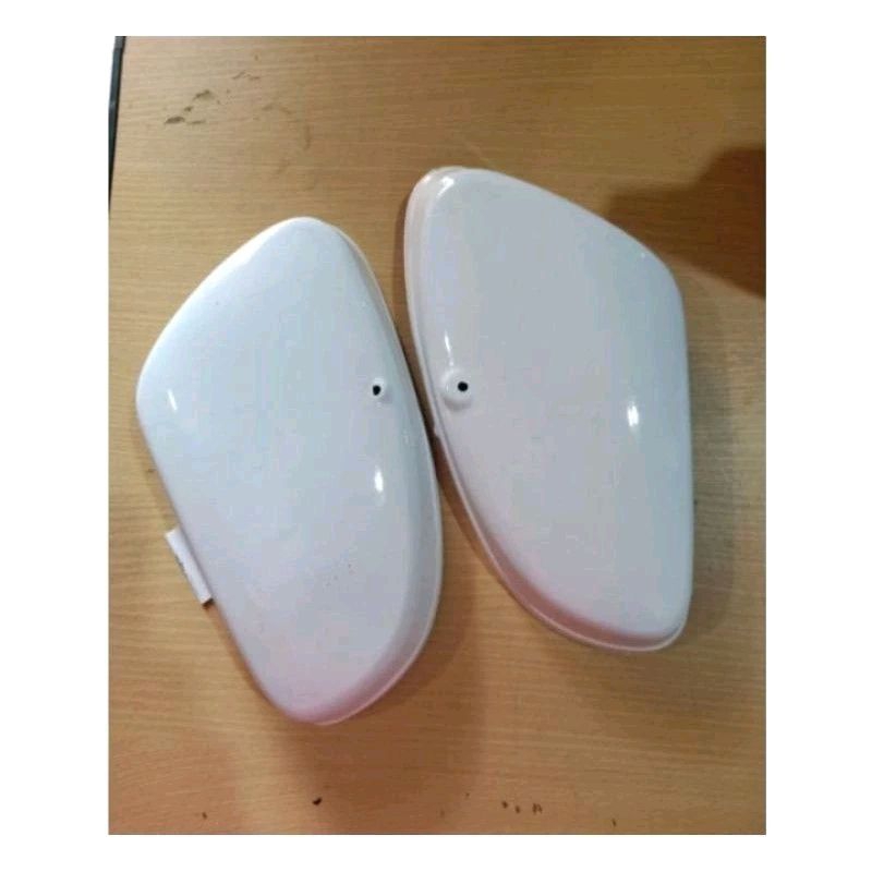 Cover Tutup Box Aki Dek Tengah Honda C70 / C90