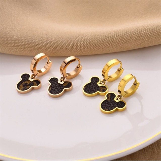 anting mickey titanium asli