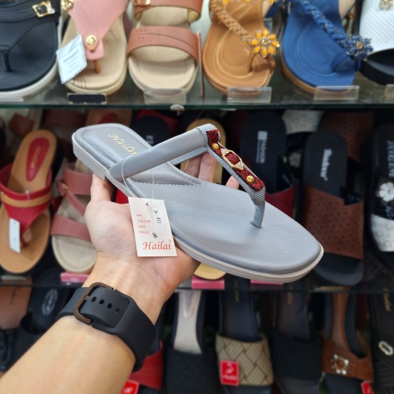 Sandal Jepit Wanita hailai tipis